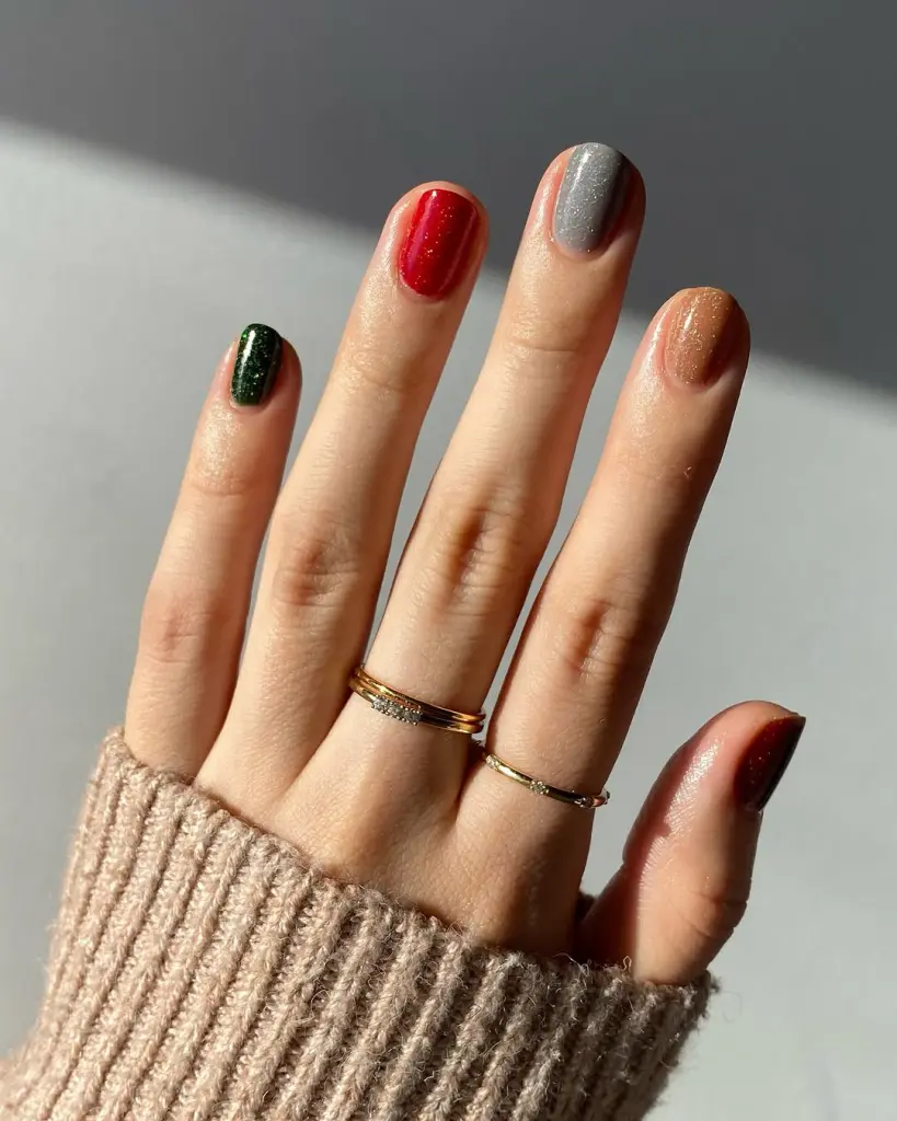 holiday shades nails red green copper