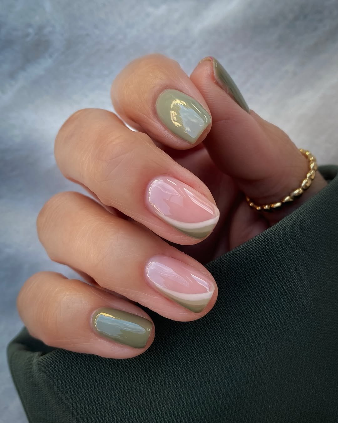 sage green short nails