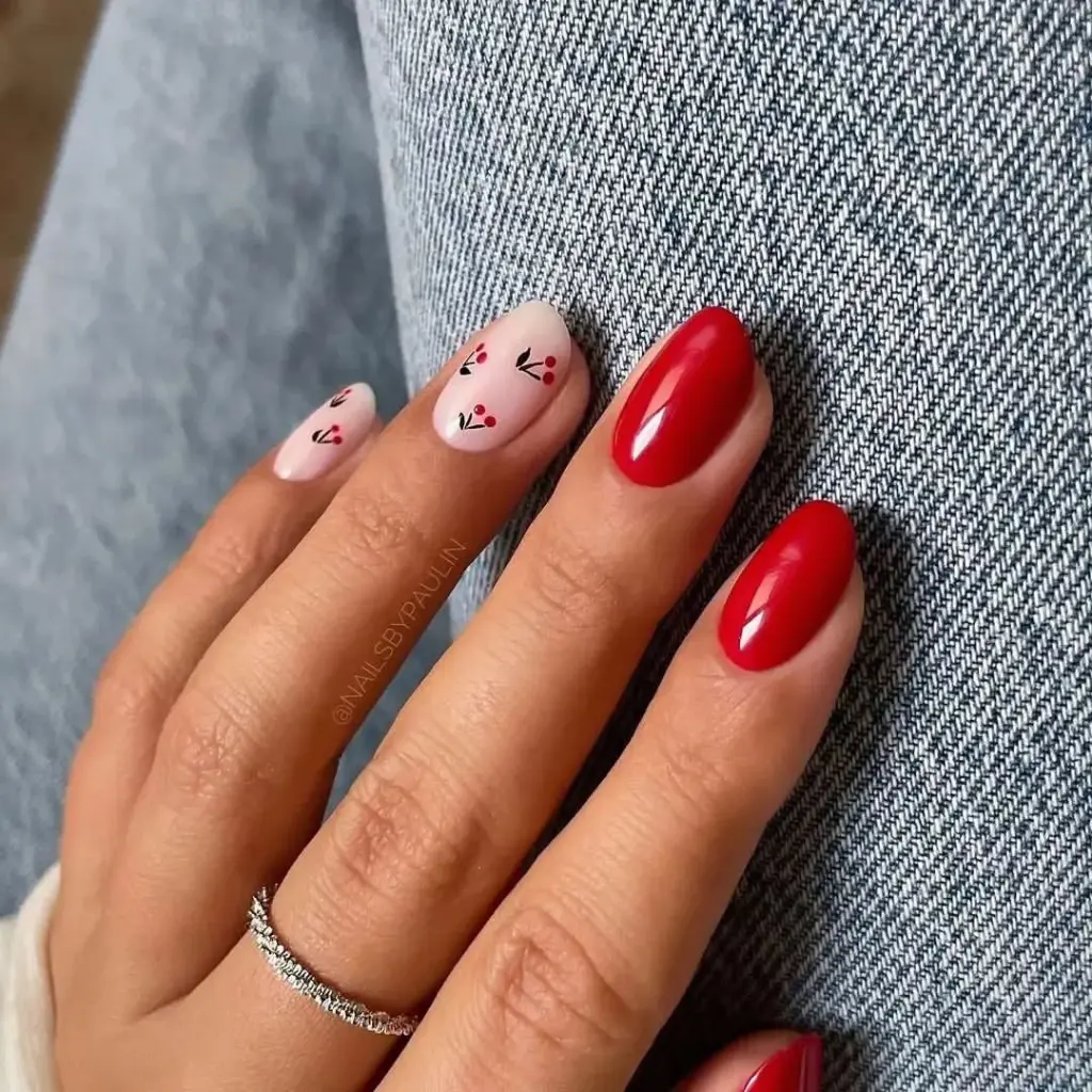 Red and pink short nails with delicate cherry pattern