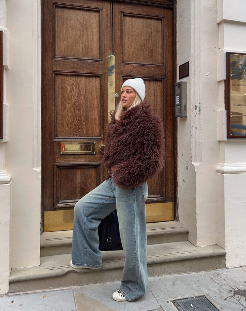 Shaggy Jacket & Wide-Leg Jeans
