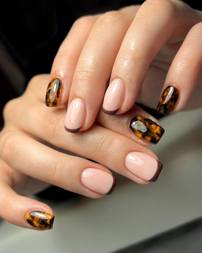 Fall nails with tortoiseshell and French tips

