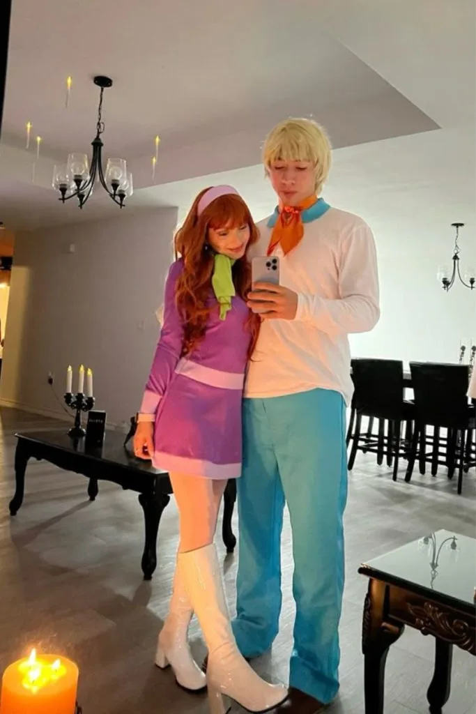 Daphne and Fred Scooby Doo couples Halloween costume