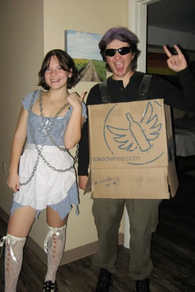 Alice in Chains and Man in the Box music pun couples Halloween costume