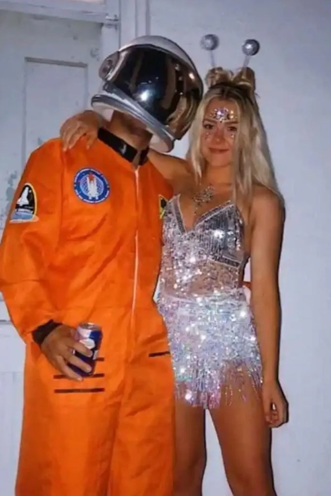 Astronaut and alien space couples Halloween costume