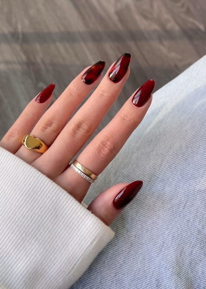 almond nails with deep red and tortoiseshell design, October nail ideas