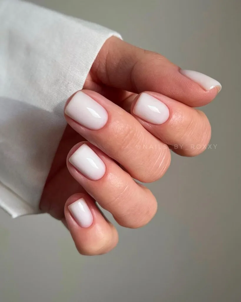 pring nail trends 2026, creamy white short square nails, Cloud Dancer shade
