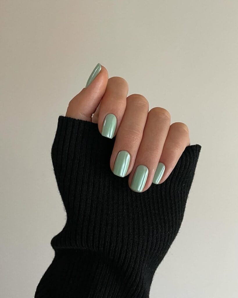 summer nail colors, jade green chrome short square nails with glossy finish